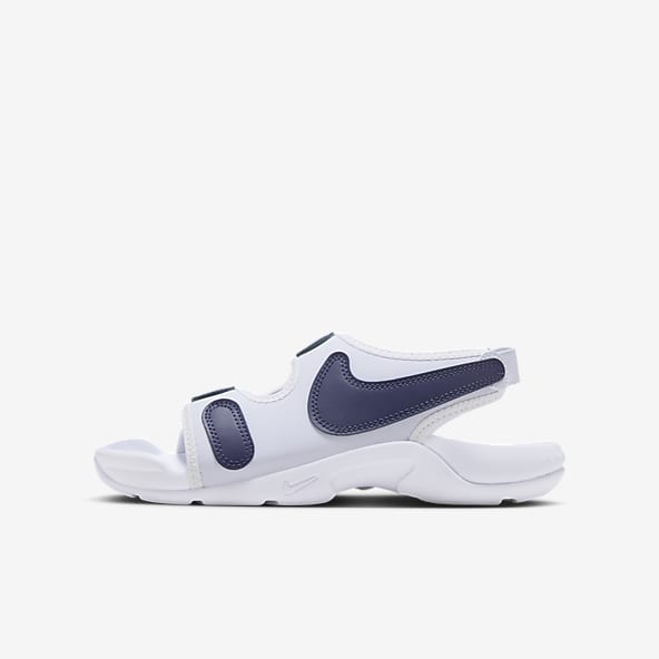 Boys nike sandals size 1 hotsell